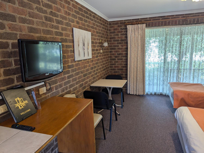 Others 5, Barham Colonial Motel, Wakool