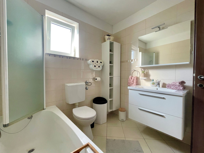 Bathroom 3, Villa Eternity, Vinodolska