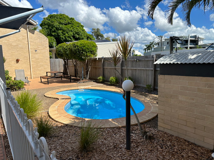 Sport & Beauty 5, Best Western Ambassador Motor Lodge, Hervey Bay - Pt A