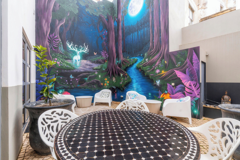 Food & Drinks, Oakmoon House, Faro