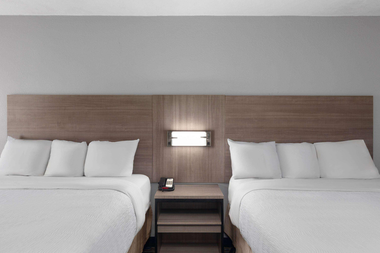 Bedroom 3, Baymont by Wyndham Mobile/Tillmans Corner, Mobile