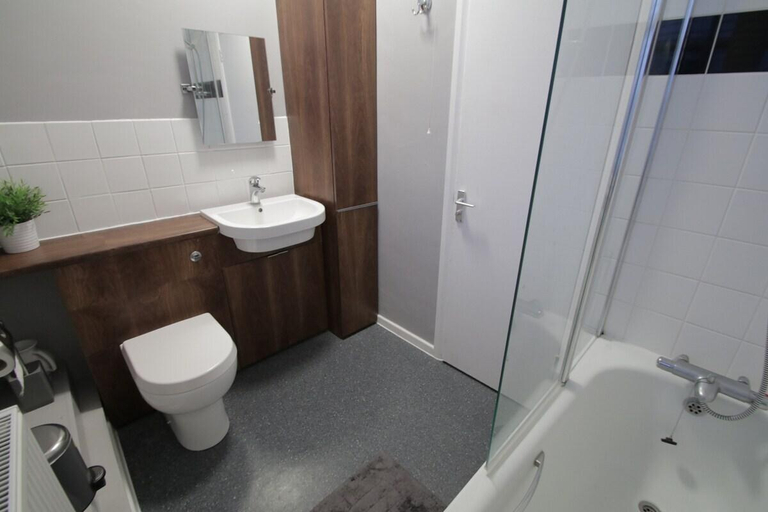 Others 5, Henley Apartments, London