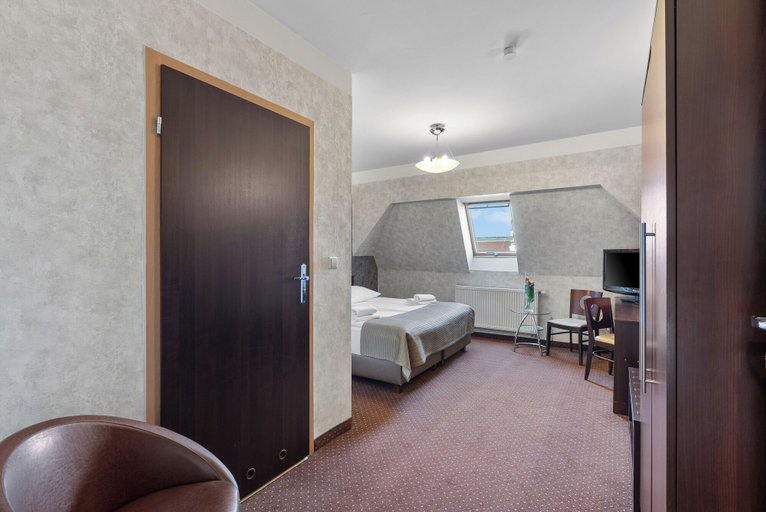 Bedroom 3, Hotel Diament Economy Gliwice, Gliwice City