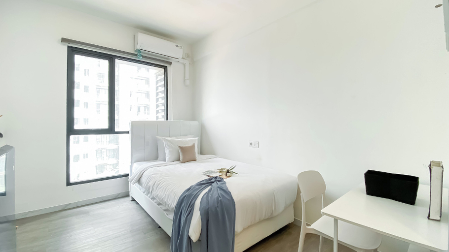 Bedroom 1, Comfortable And Simply Studio At Sky House Alam Sutera Apartment, Tangerang