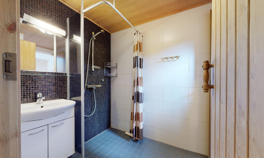 Bathroom 3, Kokkola Camping Meripuisto, Central Ostrobothnia