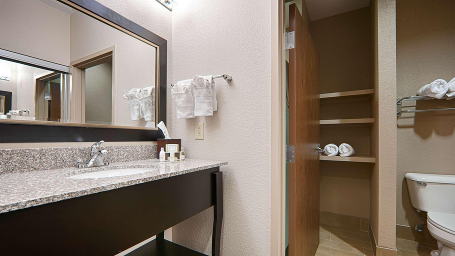 Bathroom 4, Best Western Plus Cushing Inn & Suites, Payne