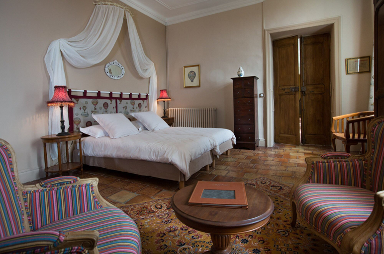 Bedroom 2, Château de Potelières, Gard