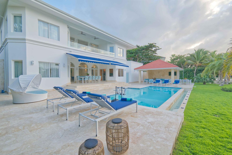 Room 1, Luxury 6bdr Villa at Tortuga Bay Near Beach Golf, Salvaleon de Higuey