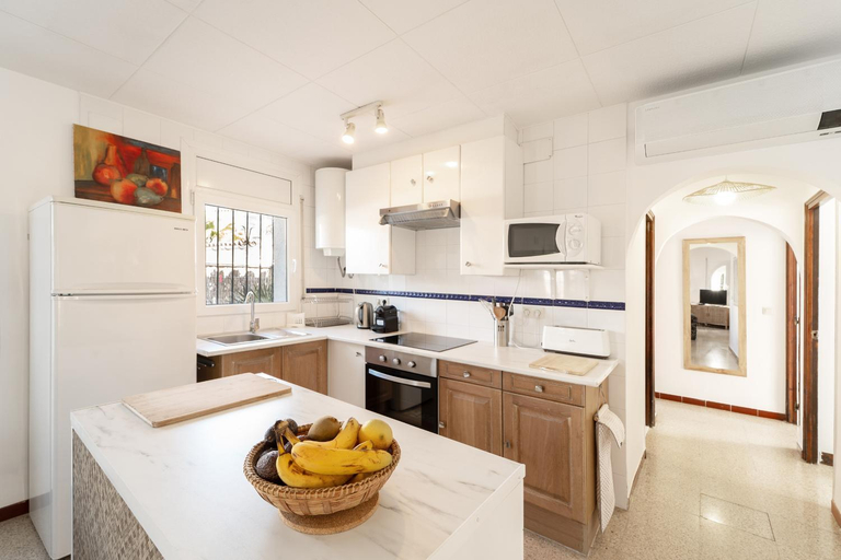 Kitchen 2, WELCS CASA 147 EMP cerca del mar, Girona