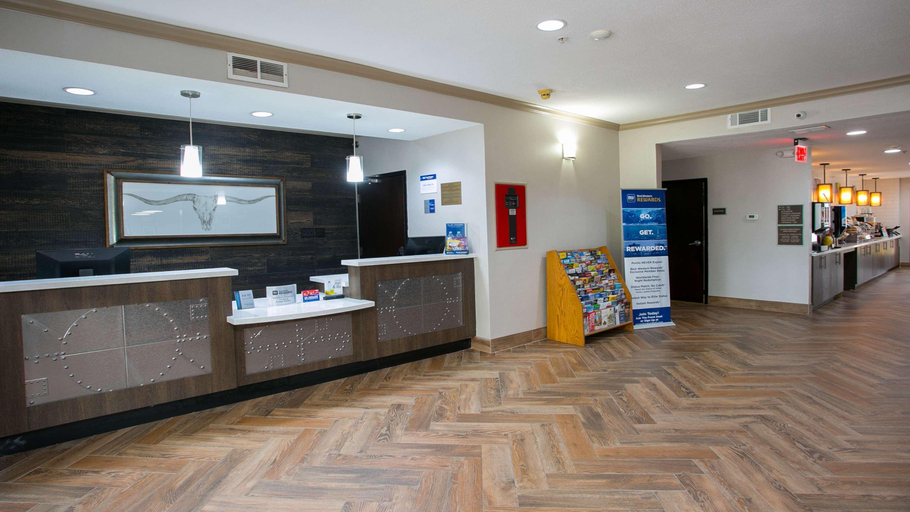 Public Area 3, Clarion Pointe Addison - Dallas North, Dallas