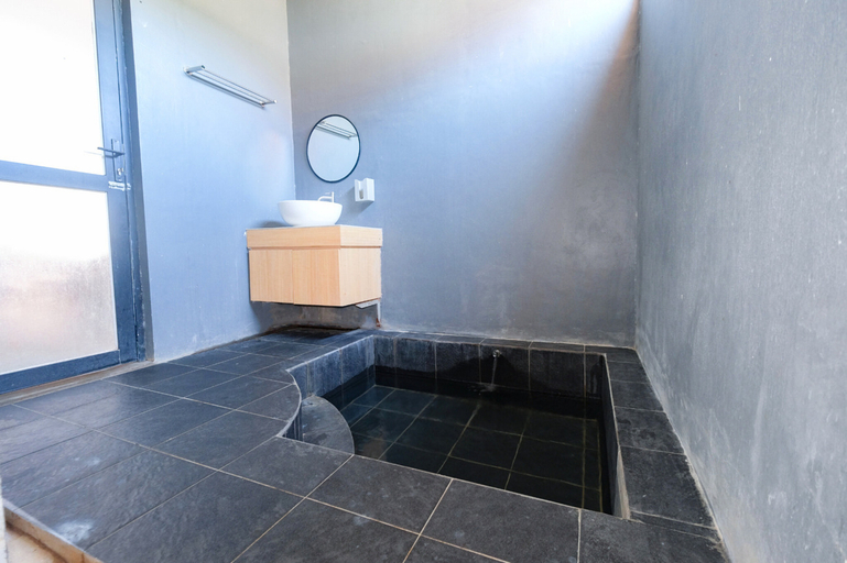 Bathroom 3, Seaside Sayang Heulang by Sinergi, Garut