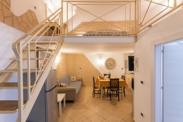 Interior, Fiera House in the City Center, Catania