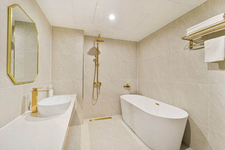 Bathroom 4, Grandis Hotel, Gimhae