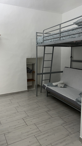 Bedroom 2, Bed2Go Brescia, Torino