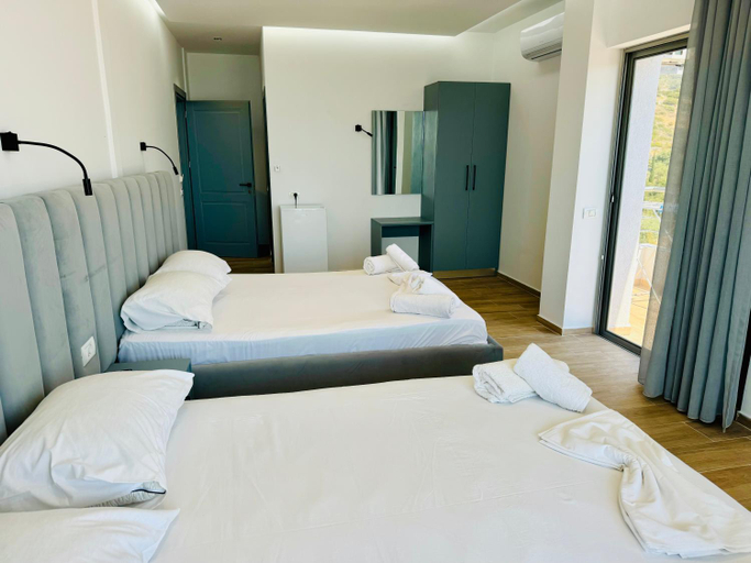 Bedroom 4, Petros rooms, Vlorës