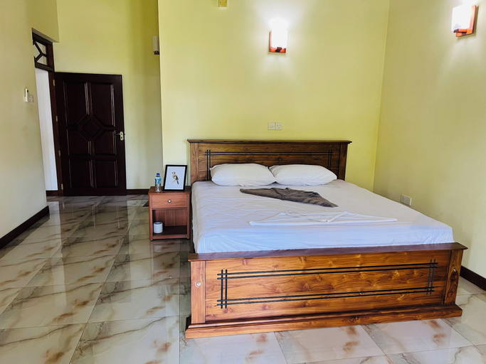 Bedroom 2, Lihiniscandic, Katana
