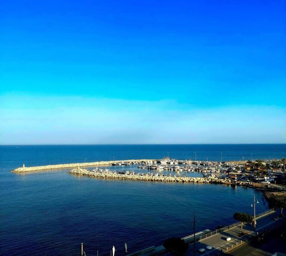 Others 4, Sea View 1BR With Pool Access, Larnaca