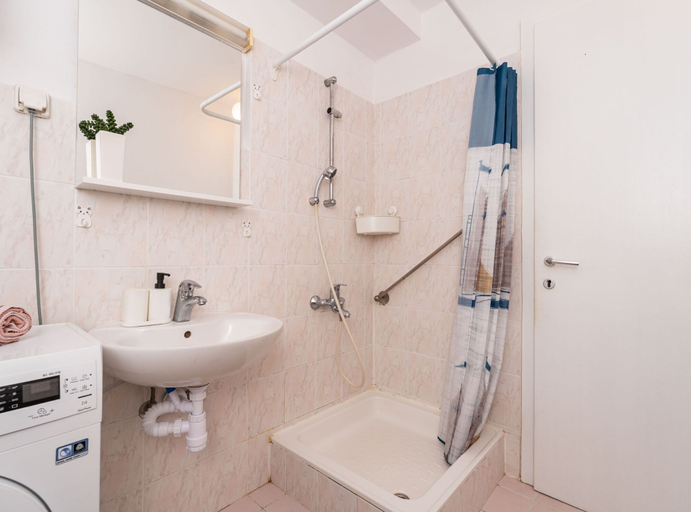 Bathroom 3, Apartment Butterfly, Dubrovnik