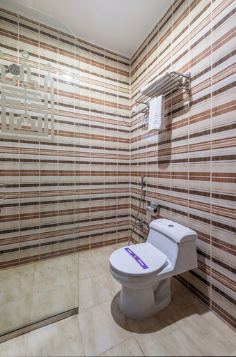Bathroom 5, Al Qasr Hotel Suites -King Abdullah Road