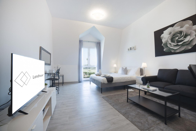 Others 5, Luxe Studio Near Discovery Gardens Metro Station, Dubai