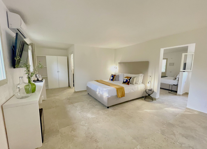 Bedroom 4, Sopramare Resort, Napoli