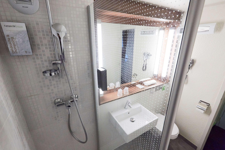 Bedroom 3, Campanile Montesson - Le Vesine, Yvelines