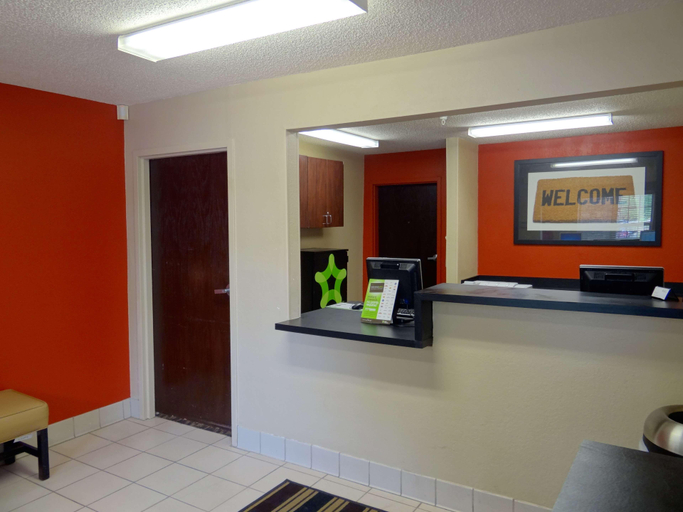 Public Area 2, Extended Stay America Select Suites Raleigh RDU Airport, Wake