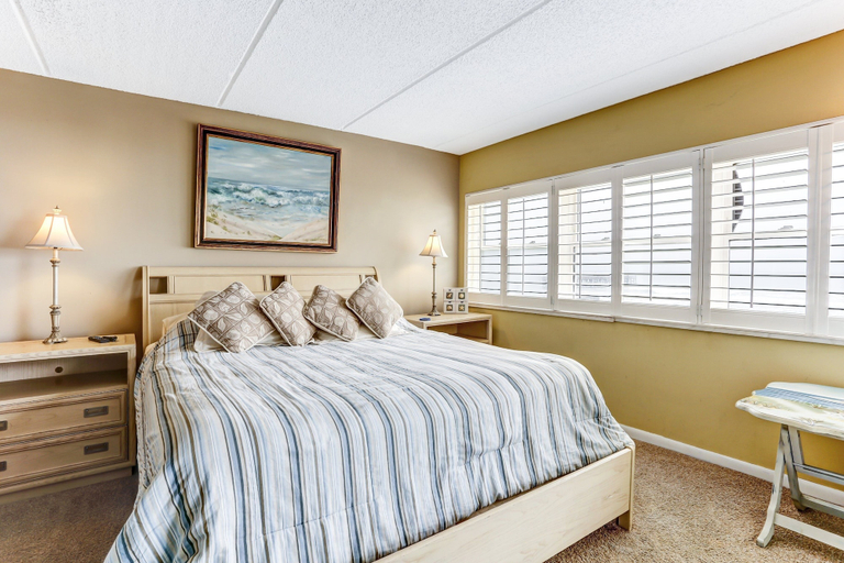 Bedroom 3, Recently Renovated Ocean Front Condo by RedAwning, Nassau