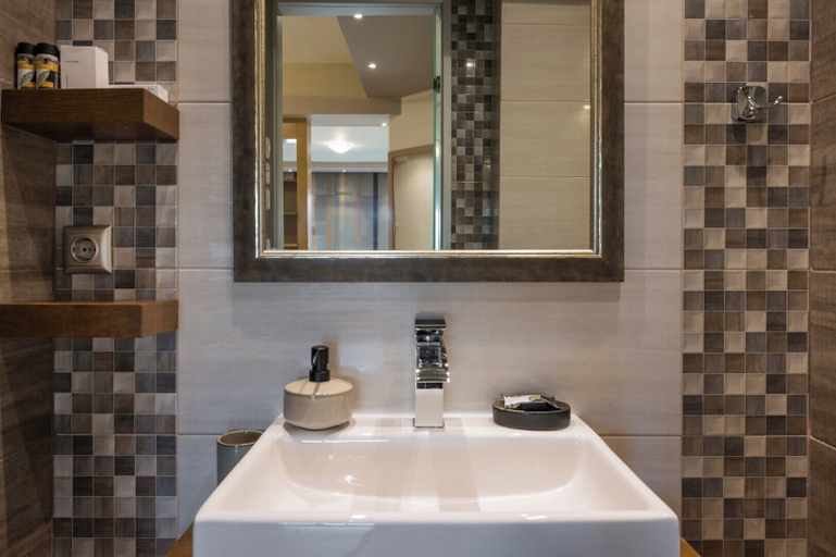 Bathroom 2, Zen Luxury Studio, Crete