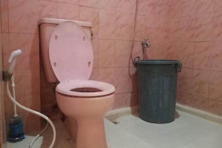 Bathroom 15