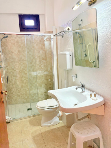 Bathroom 4, Hotel D'Angelo Palace, Trapani