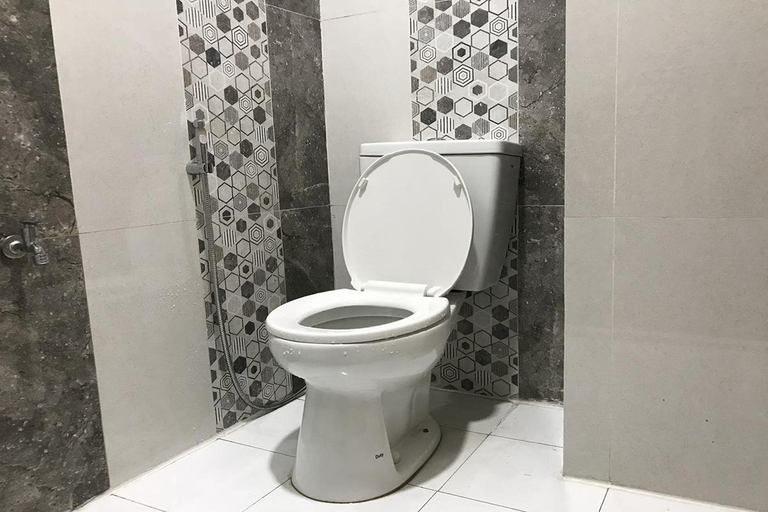 Bathroom 22