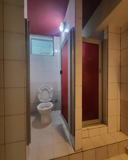 Others 2, Habitaciones R-6, Panamá