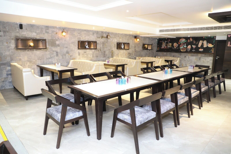 Food & Drinks 5, Hotel MS Victoria, Gurdaspur