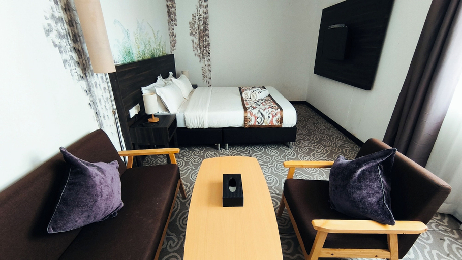 Bedroom 2, Natol Hotel, Kuching