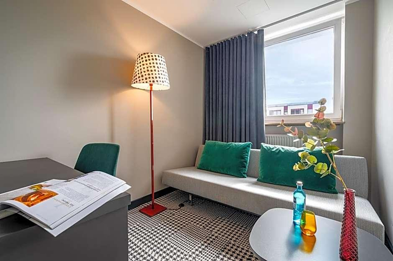 Bedroom 2, The Midtown Hotel, Köln