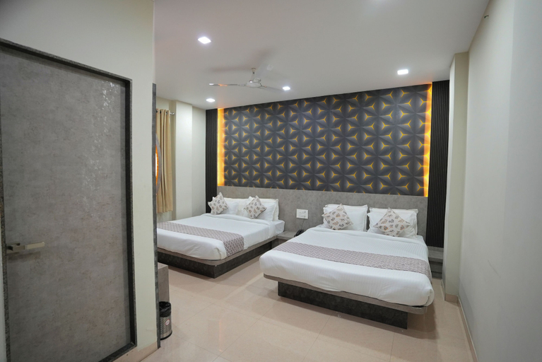 Bedroom 2, RRA Retreat Hotel, Rajsamand