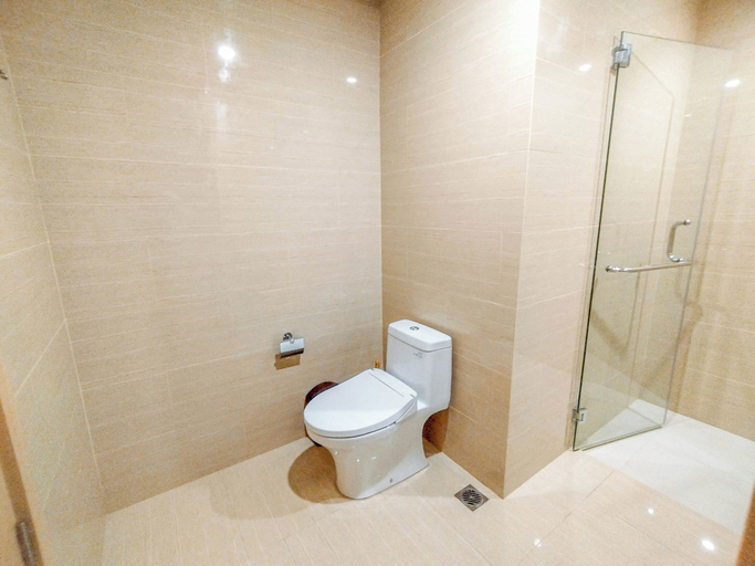 Others 2, 2Br Luxurious And Spacious Apartment At One East Penthouse Residence, Surabaya