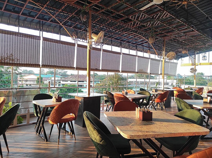 Food & Drinks 5, Hotel AG Palace, Dibrugarh