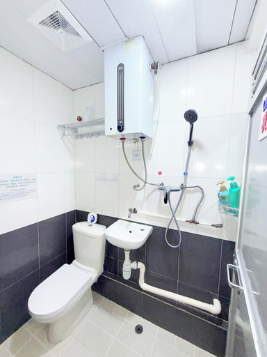 Bathroom 19