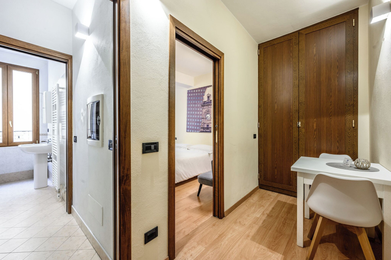 Bedroom 2, Emilia Studios 1, Modena