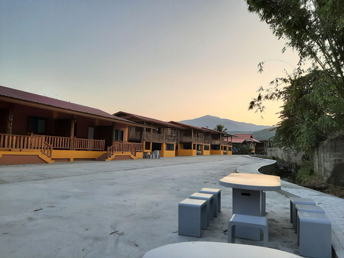Exterior & Views 2, Baan Berm Family Inn, Mae Rim