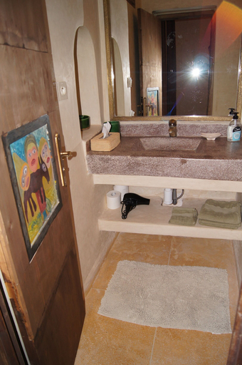 Bathroom 4, MAROC WEEKEND, Essaouira