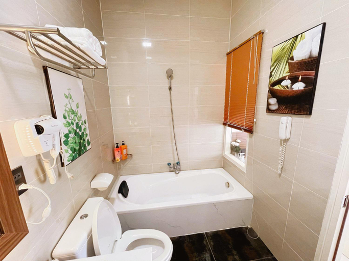 Bathroom 5, Misona The Hotel, Long Thành