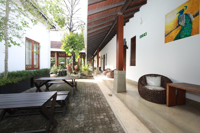 Others 5, Swanee Grand, Negombo