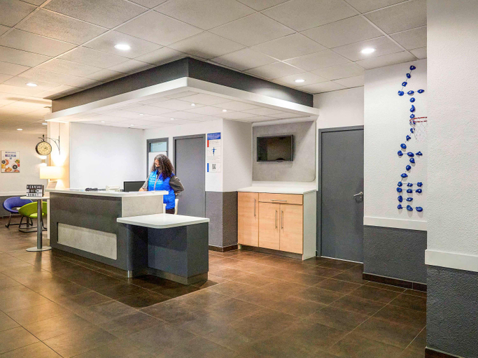 Public Area, Ibis budget Lille Gares Vieux-Lille, Nord