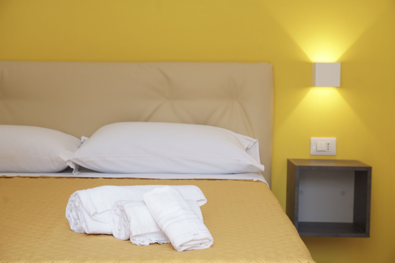 Bedroom 4, Al Teatro Greco, Syracuse