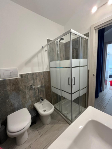 Bathroom 2, Villa Futura, Trapani
