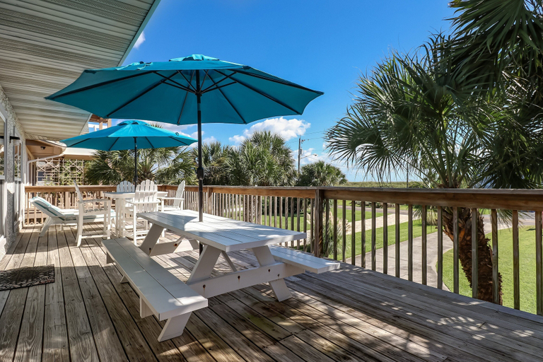 Others 5, Redecorated Pet Friendly Home by RedAwning, Nassau
