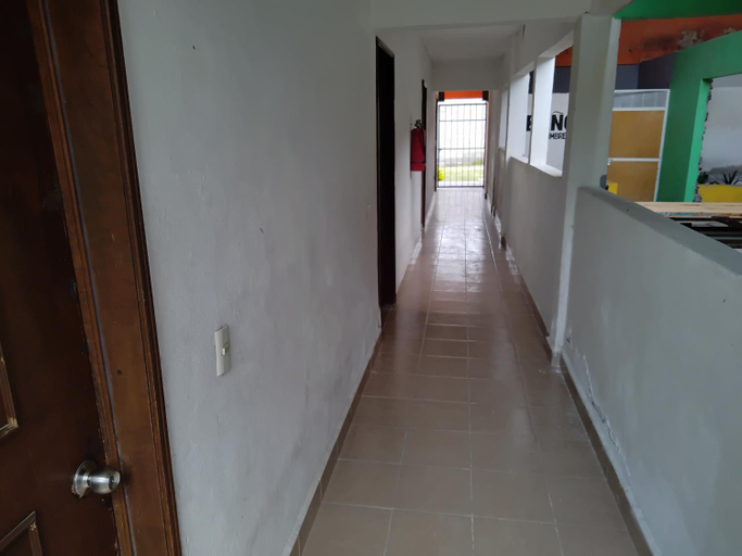 Others 3, Room-hospedaje Familiar Op3, Puente de Ixtla